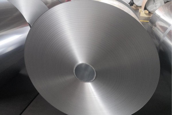 Rollo de producción de láminas para medicamentos.