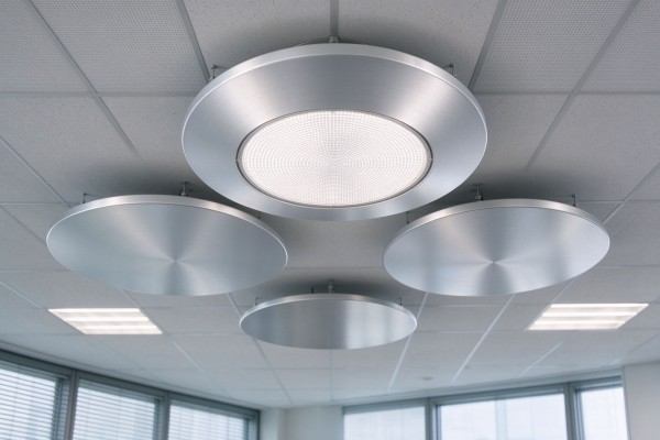 Anodized circular reflectors and diffusers in round luminaires.